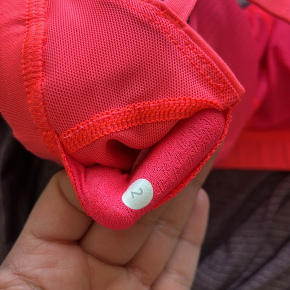 Lululemon Wild Tank - Picture 7 of 7